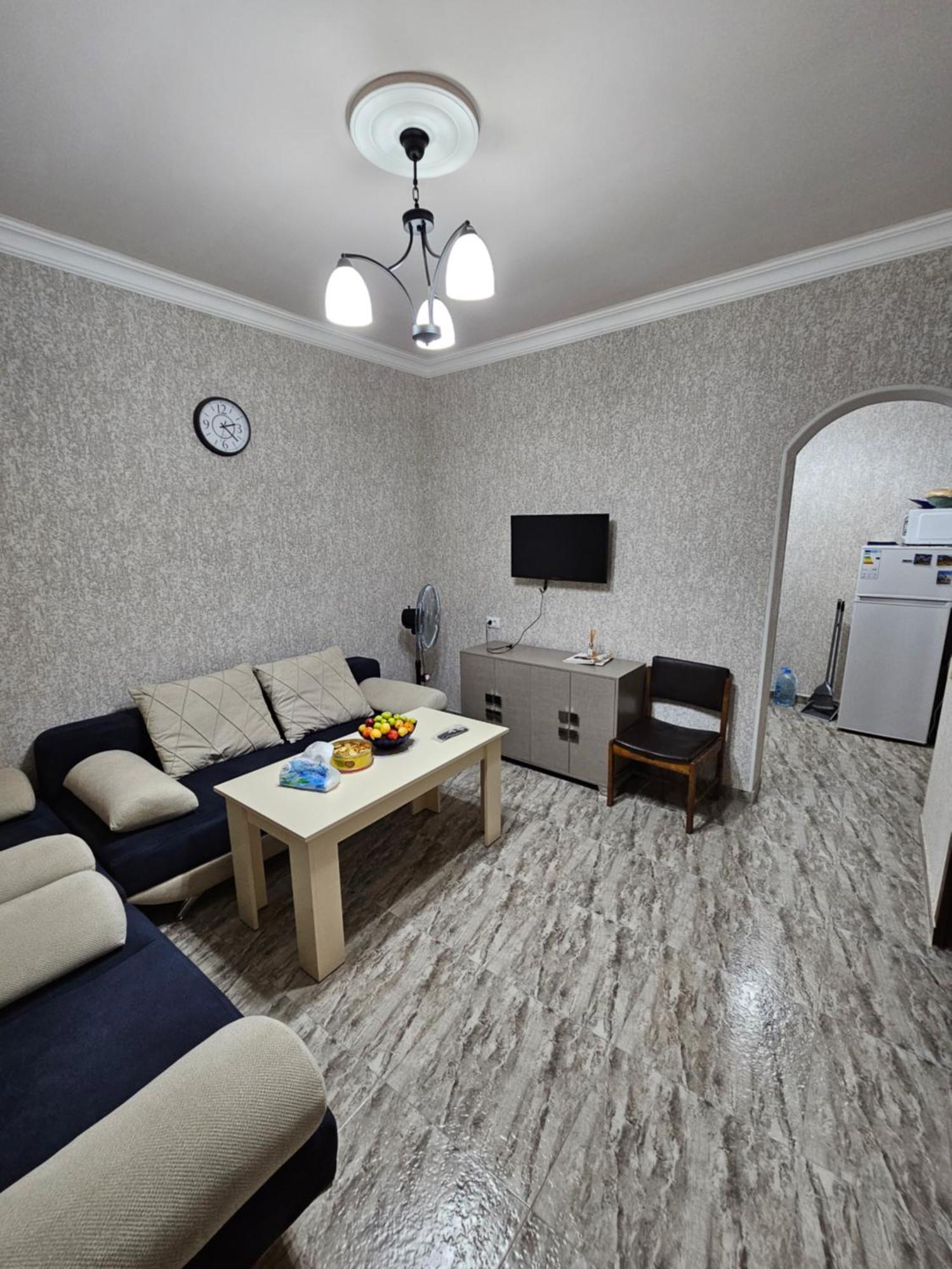 Galstyans Hotels Zvartnots Airport P'arak'ar Exterior foto